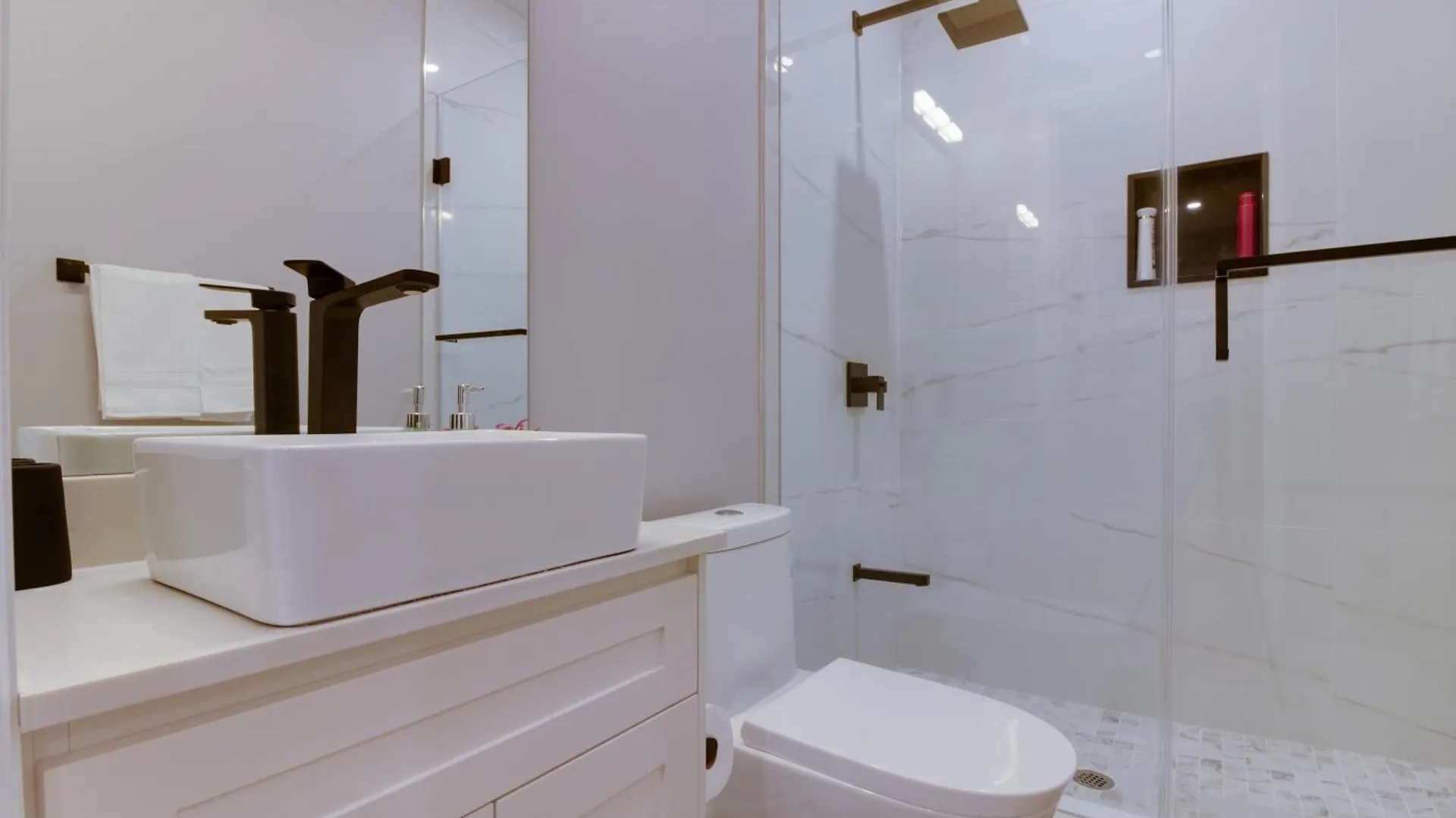 토론토 Luxury House In Scarborough 아파트 0*,  캐나다